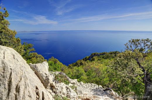 Verso Cala Mariolu
