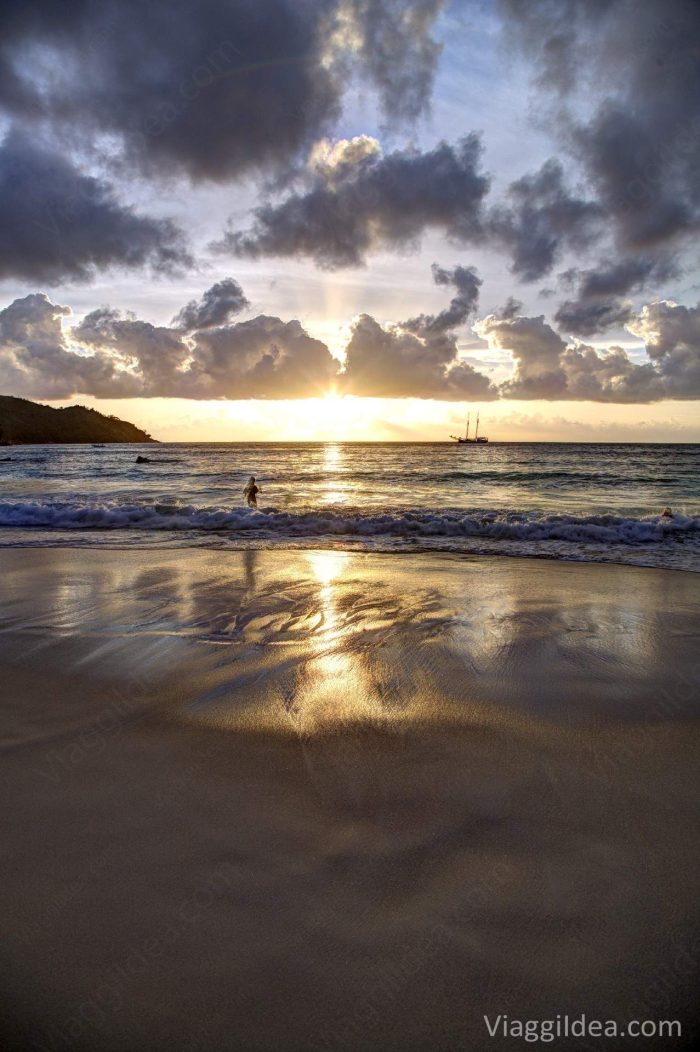 Sunset Anse Lazio - Praslin