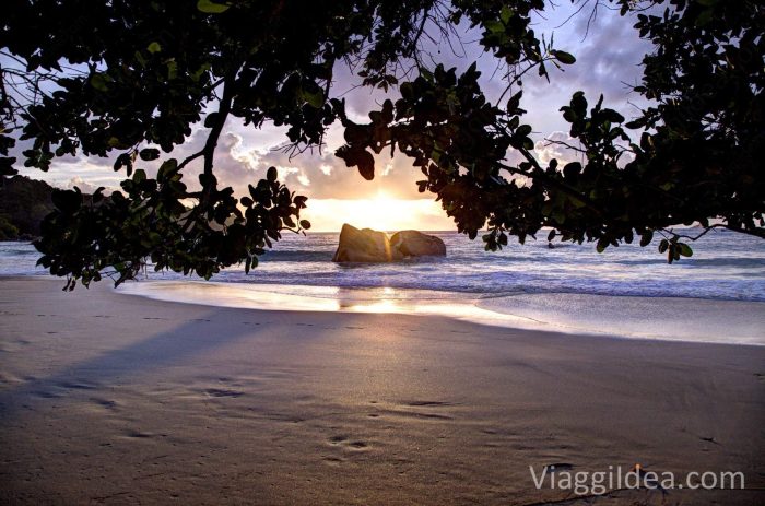 Sunset Anse Lazio - Praslin