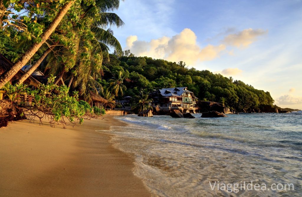Sunset in Anse Takamaka
