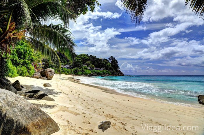 Carana beach - Mahè