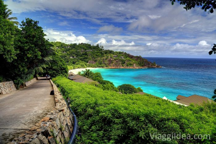 Anse la Libertè - Four Seasons Mahè