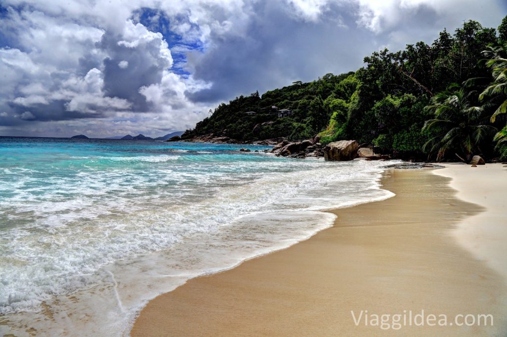 Anse la Libertè - Four Seasons Mahè