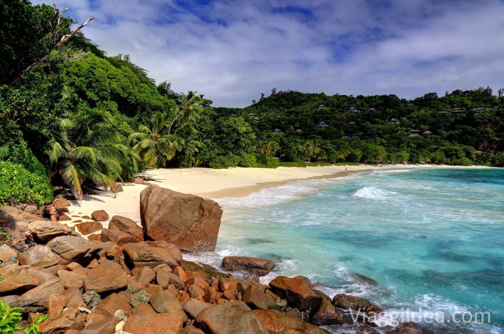 Anse la Libertè - Four Seasons Mahè