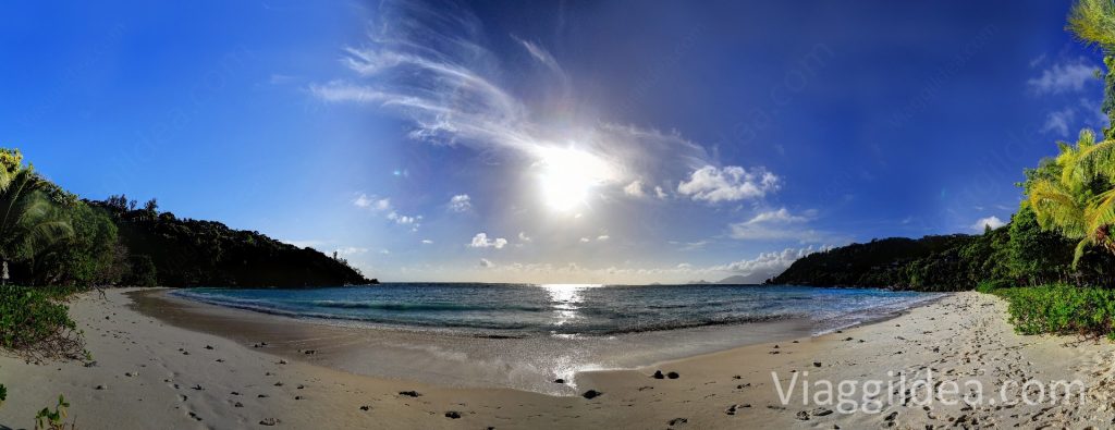 Anse la Libertè - Four Seasons Mahè