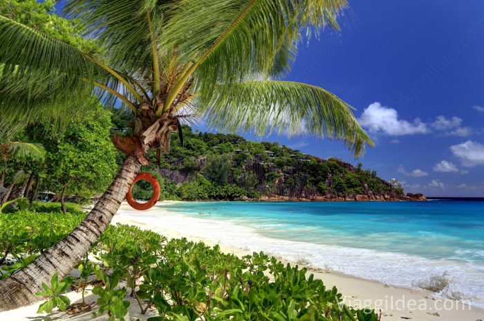 Anse la Libertè - Four Seasons Mahè
